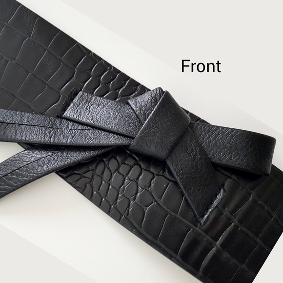 Croc-Embossed Corset High Waist Belt With Bow - Picture 4 of 9